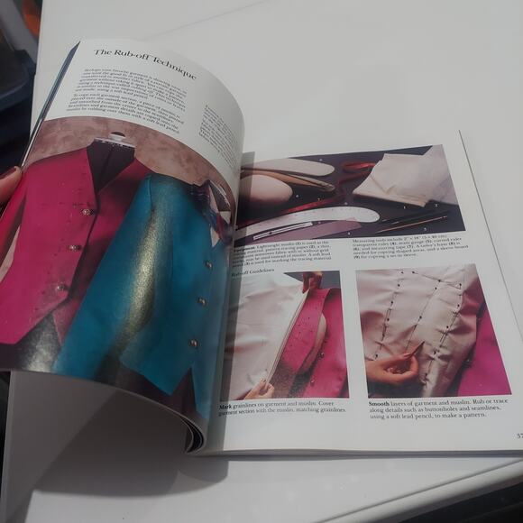 Vintage 101 Sewing Secrets Singer Sewing Library -1989 - Picture 6 of 7